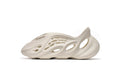 Adidas Yeezy Foam RNNR Sand Reps Sneaker FY4567