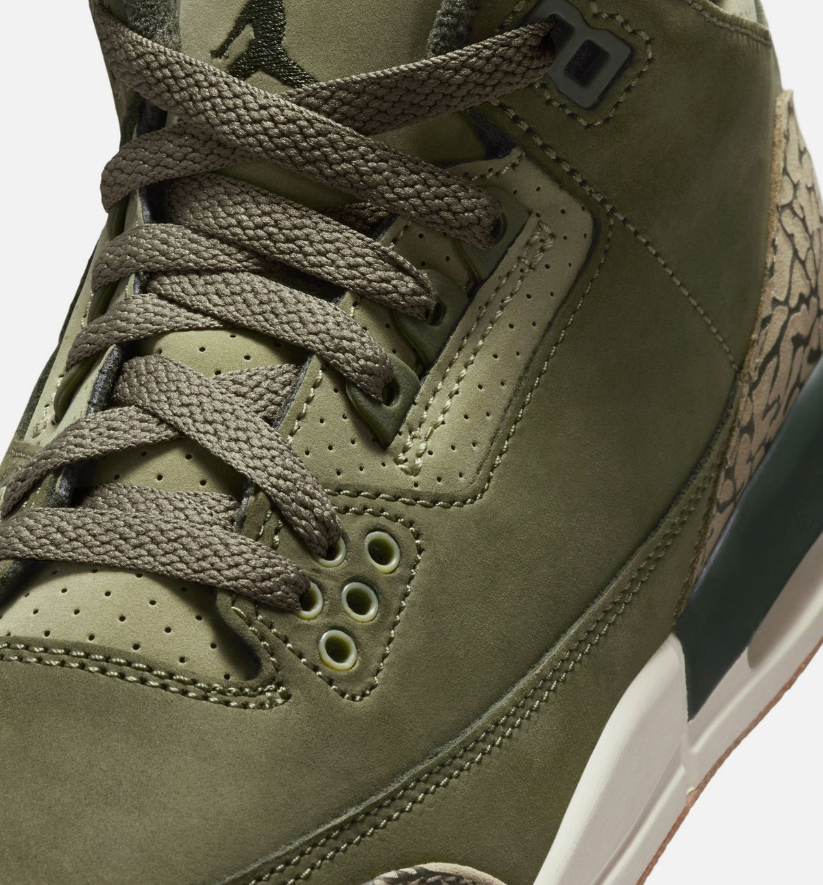 Air Jordan 3 Retro Grade School Sneakers - Medium Olive/Sequoia/Neutral Olive/Sail