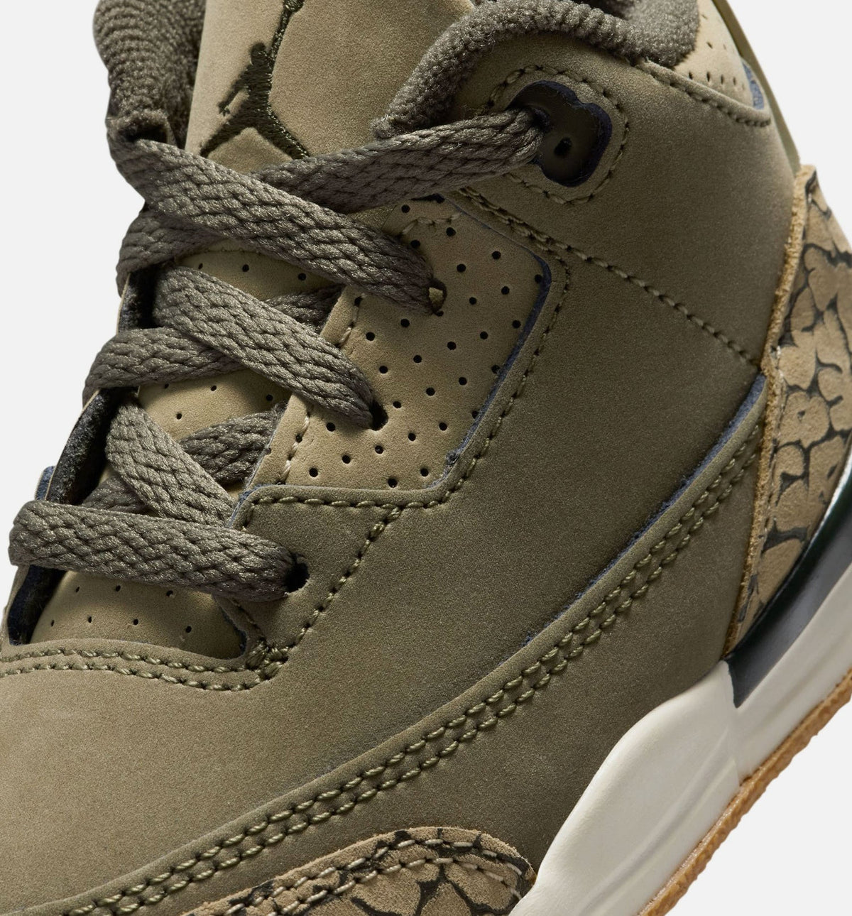 Air Jordan 3 Retro Infant & Toddler Sneakers - Medium Olive/Sequoia/Neutral Olive/Sail